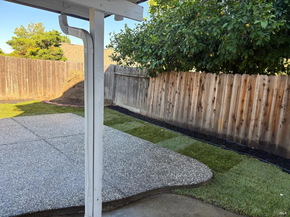 308 Plantation Way Vacaville, CA 95687