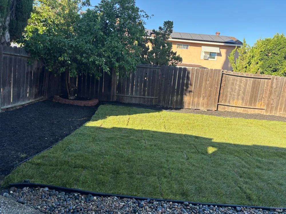 308 Plantation Way Vacaville, CA 95687