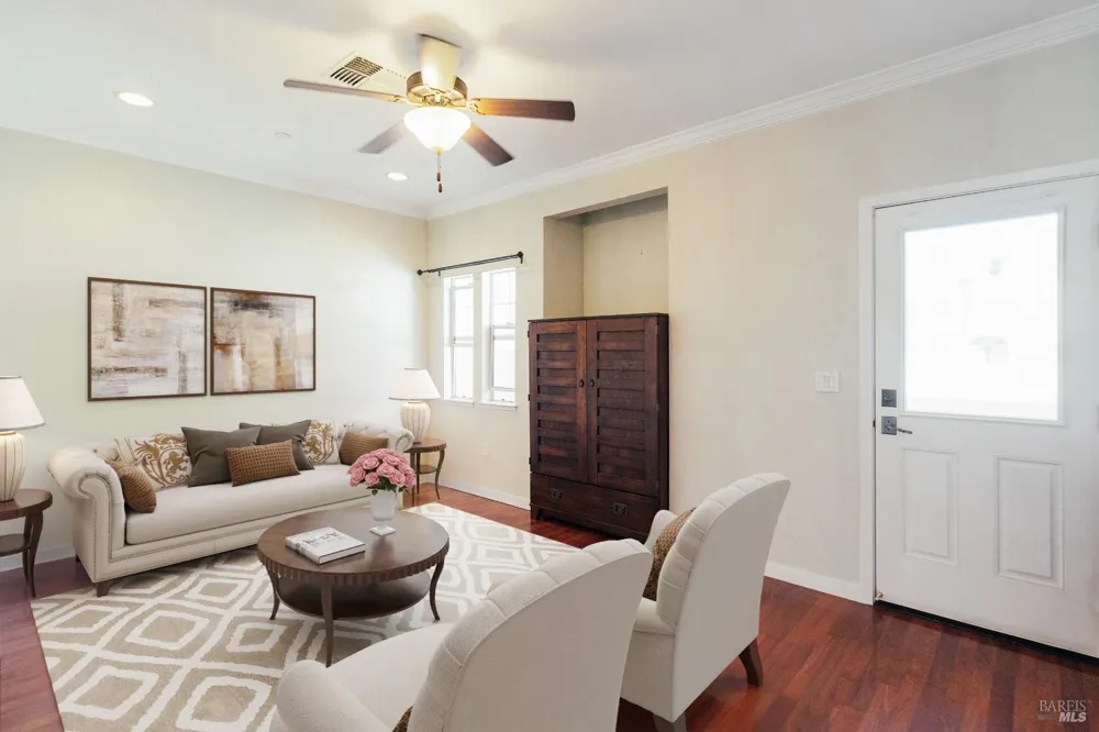 134 Valley Oak Drive Napa, CA 94558