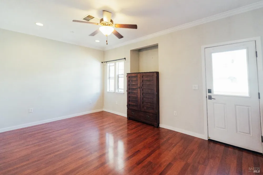 134 Valley Oak Drive Napa, CA 94558