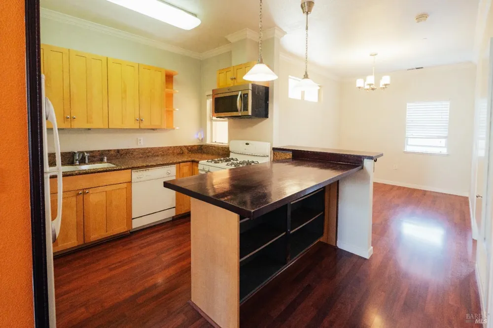 134 Valley Oak Drive Napa, CA 94558