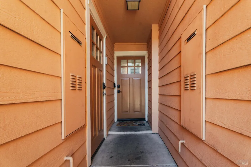 134 Valley Oak Drive Napa, CA 94558
