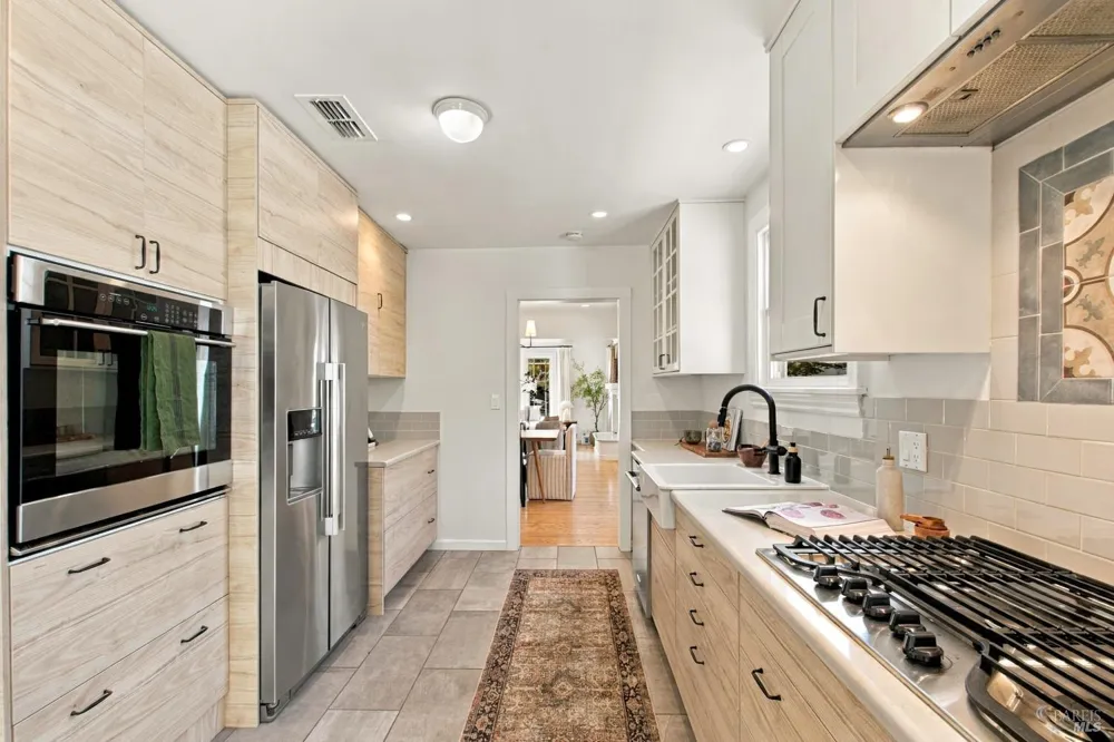 1772 Spruce Street Napa, CA 94559