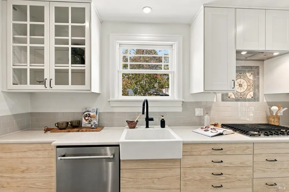 1772 Spruce Street Napa, CA 94559