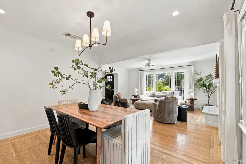 1772 Spruce Street Napa, CA 94559
