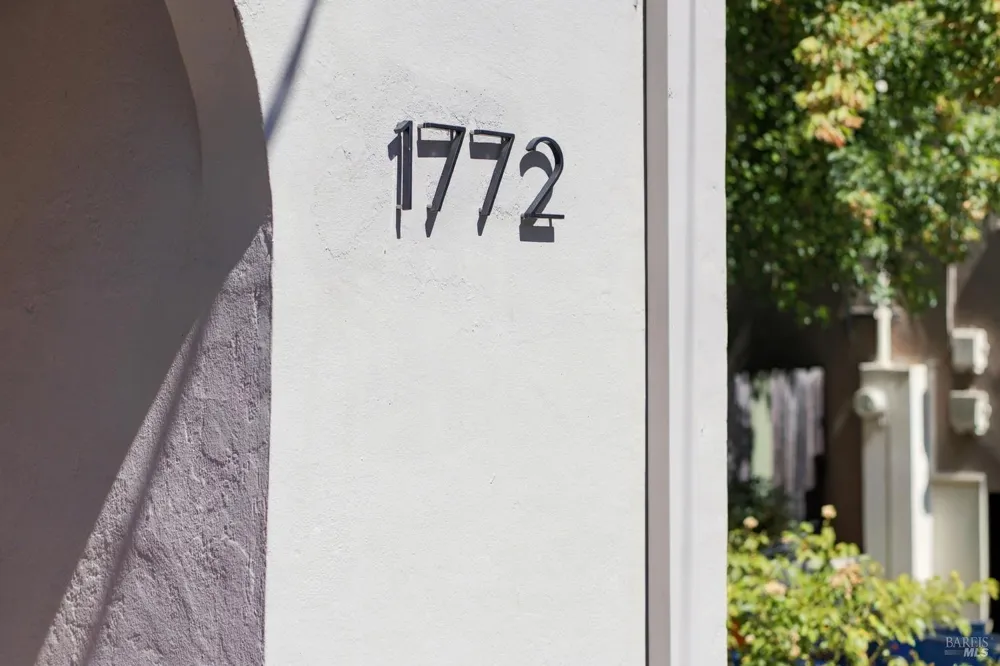 1772 Spruce Street Napa, CA 94559