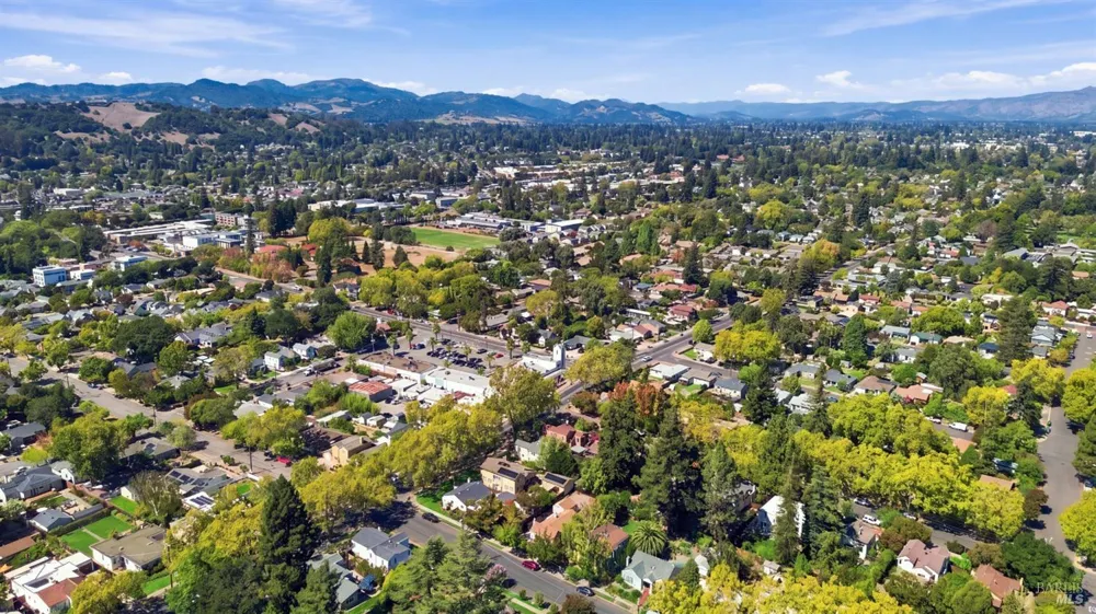 1772 Spruce Street Napa, CA 94559