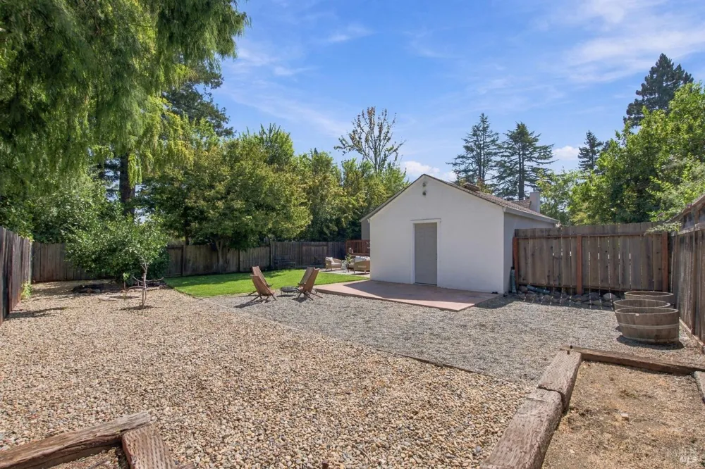 1772 Spruce Street Napa, CA 94559