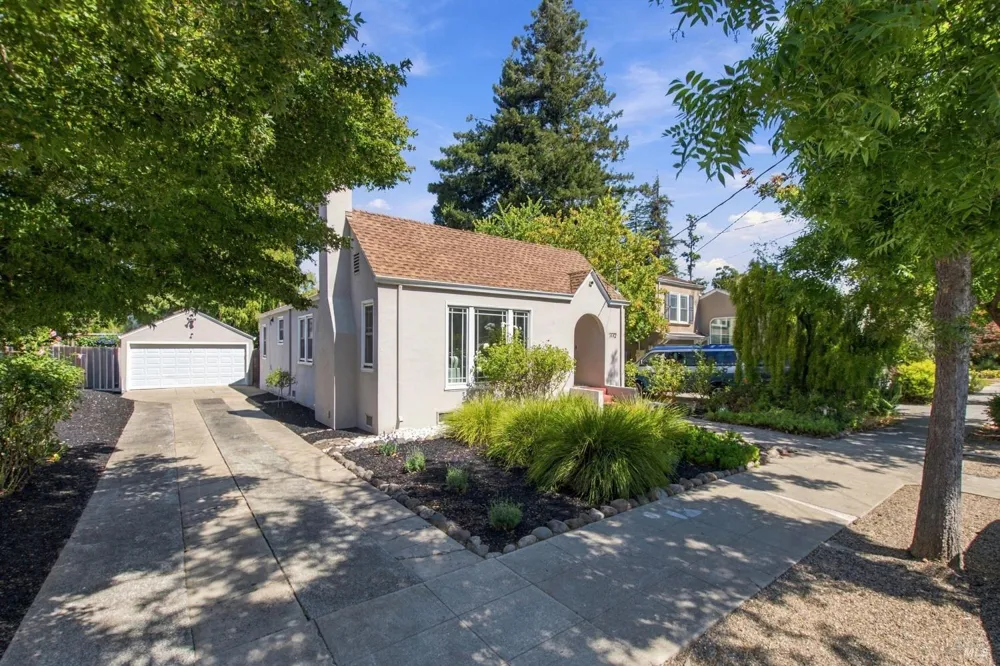 1772 Spruce Street Napa, CA 94559