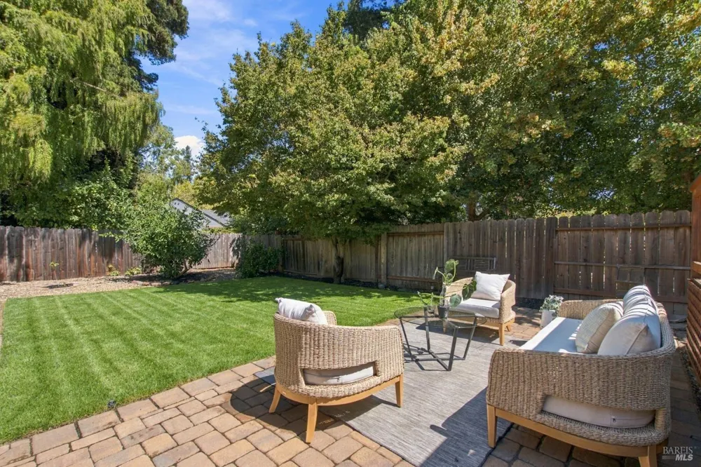 1772 Spruce Street Napa, CA 94559