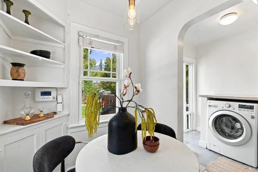 1772 Spruce Street Napa, CA 94559
