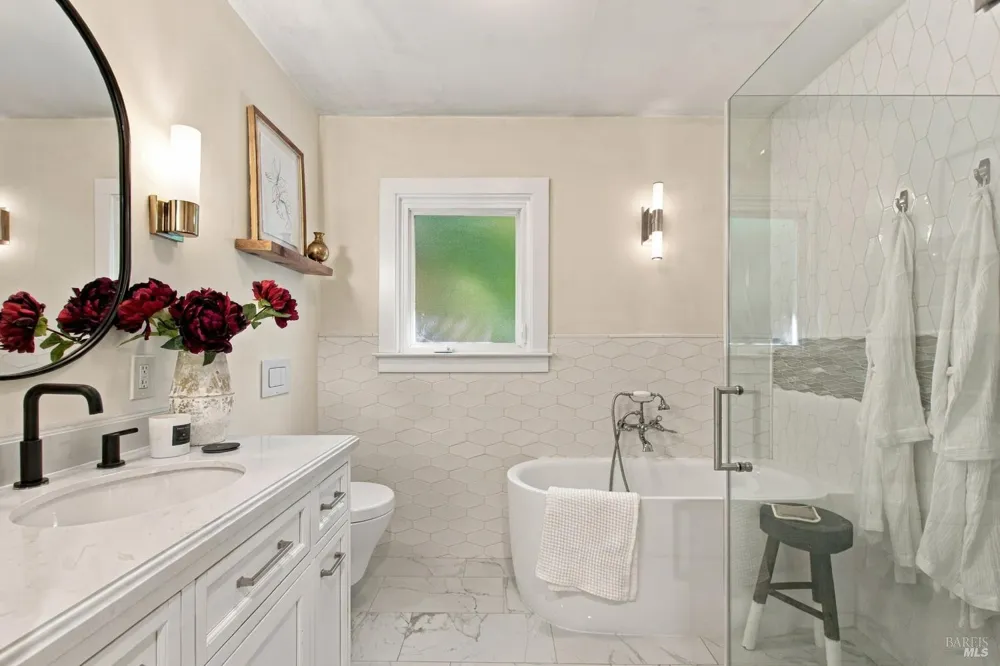 1772 Spruce Street Napa, CA 94559
