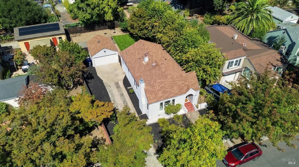 1772 Spruce Street Napa, CA 94559