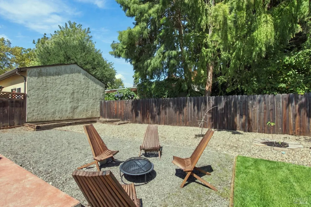 1772 Spruce Street Napa, CA 94559