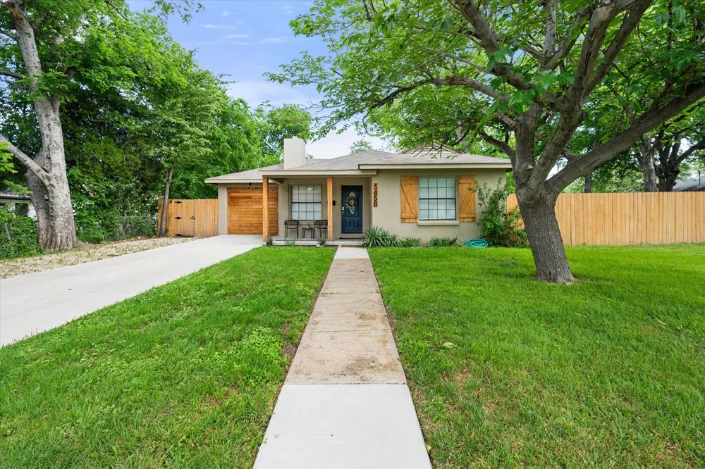 3458 Suffolk Drive Fort Worth, TX 76109