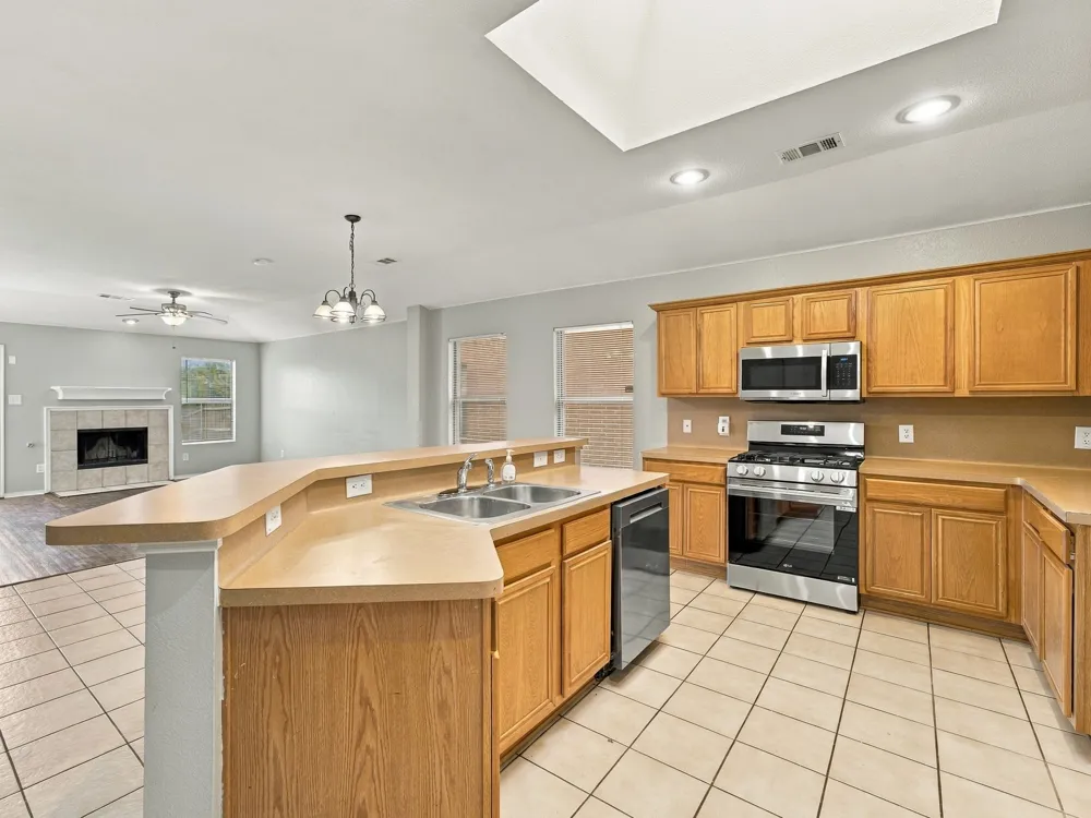 5820 Show Master Lane Fort Worth, TX 76179