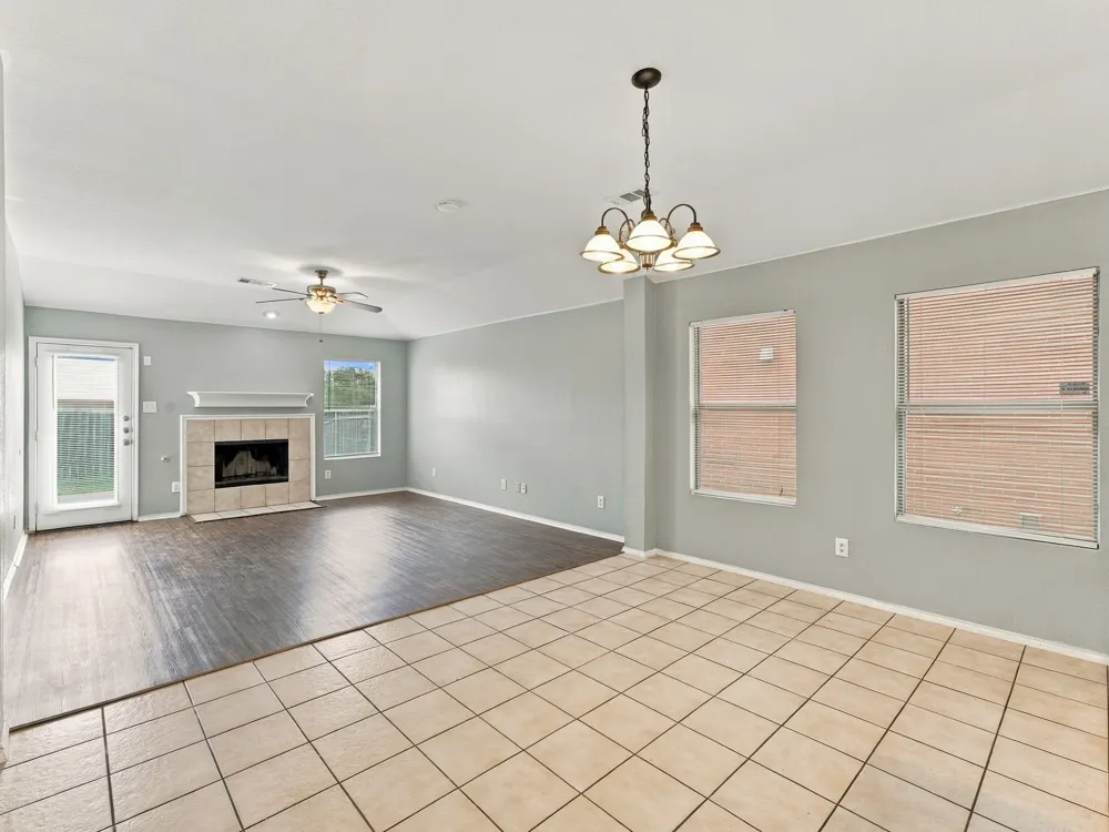 5820 Show Master Lane Fort Worth, TX 76179
