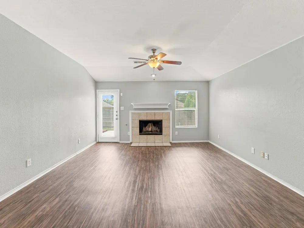 5820 Show Master Lane Fort Worth, TX 76179