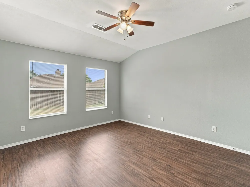 5820 Show Master Lane Fort Worth, TX 76179