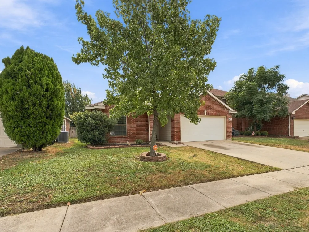 5820 Show Master Lane Fort Worth, TX 76179