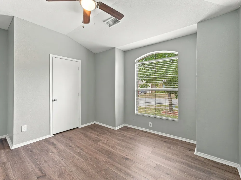 5820 Show Master Lane Fort Worth, TX 76179
