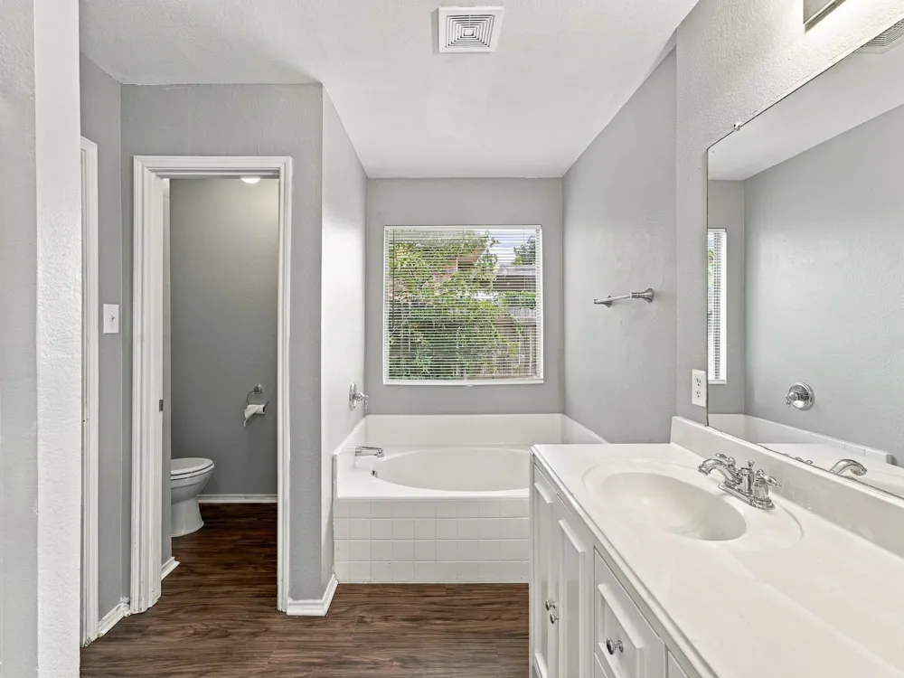 5820 Show Master Lane Fort Worth, TX 76179