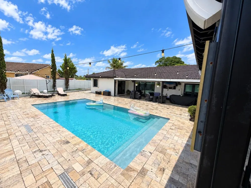 20743 SW 128 Ct Miami, FL 33177