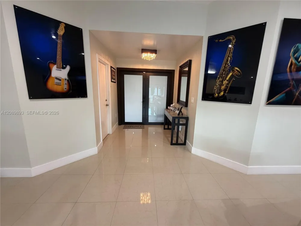 20743 SW 128 Ct Miami, FL 33177