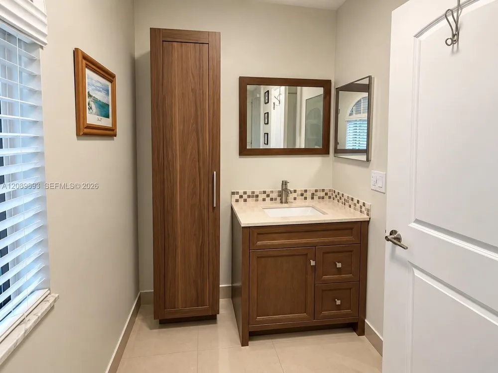 20743 SW 128 Ct Miami, FL 33177