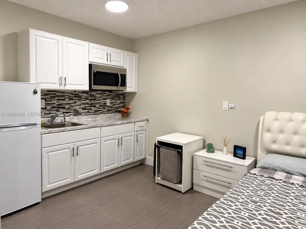 20743 SW 128 Ct Miami, FL 33177