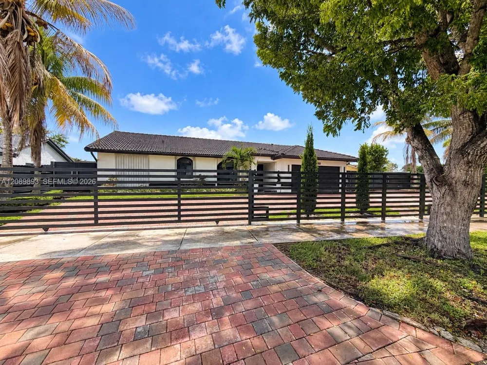 20743 SW 128 Ct Miami, FL 33177