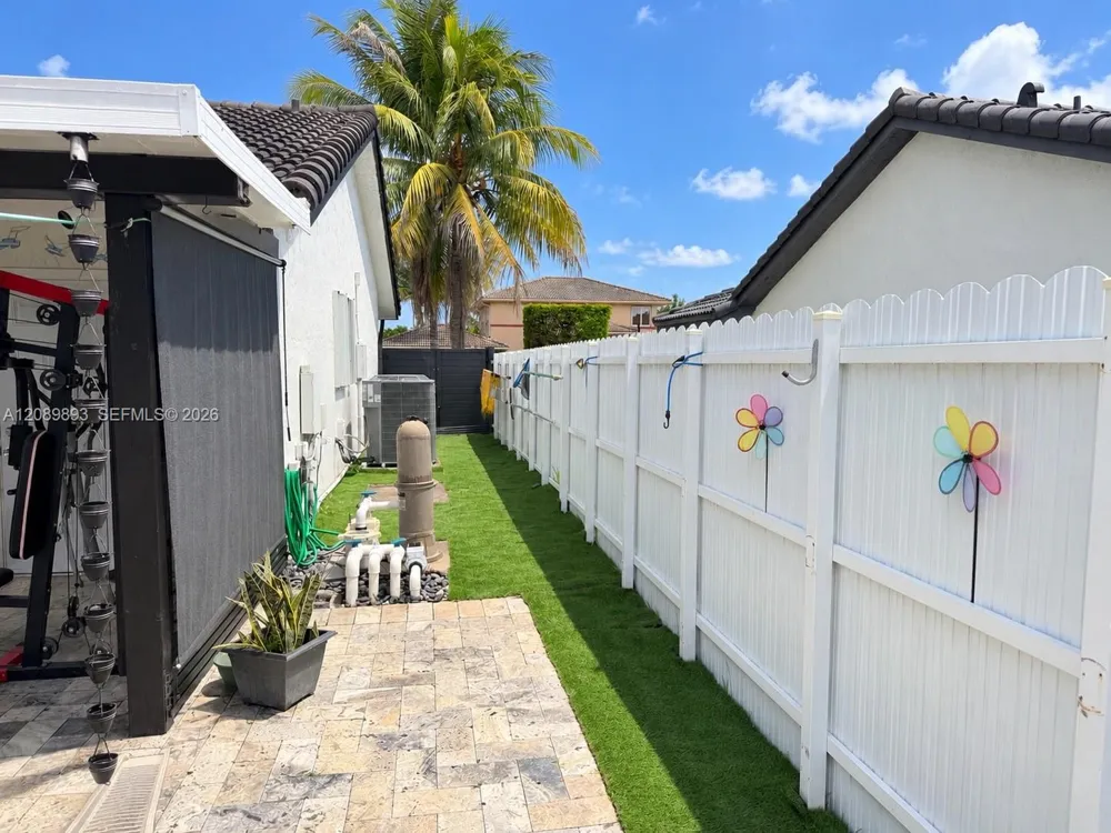 20743 SW 128 Ct Miami, FL 33177