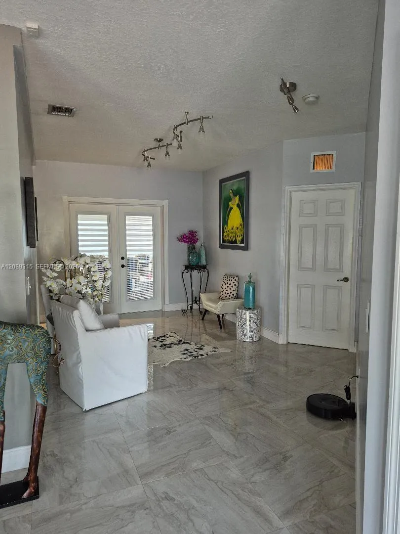 19431 SW 133rd Ave Miami, FL 33177