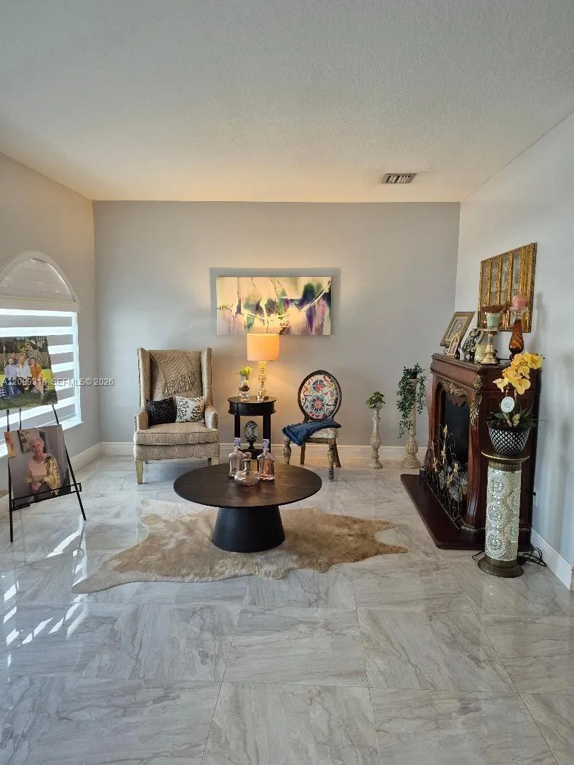 19431 SW 133rd Ave Miami, FL 33177