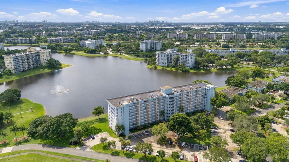 3091 COURSE DRIVE #106 Pompano Beach, FL 33069