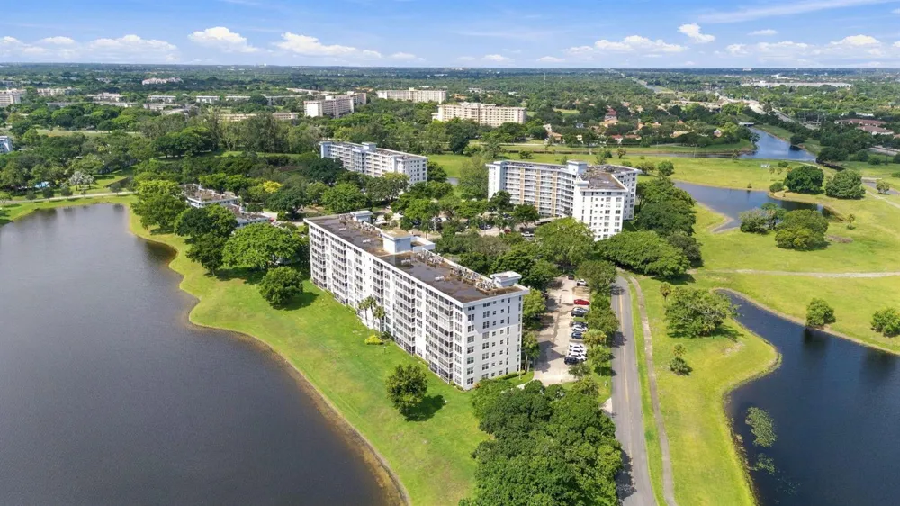 3091 COURSE DRIVE #106 Pompano Beach, FL 33069