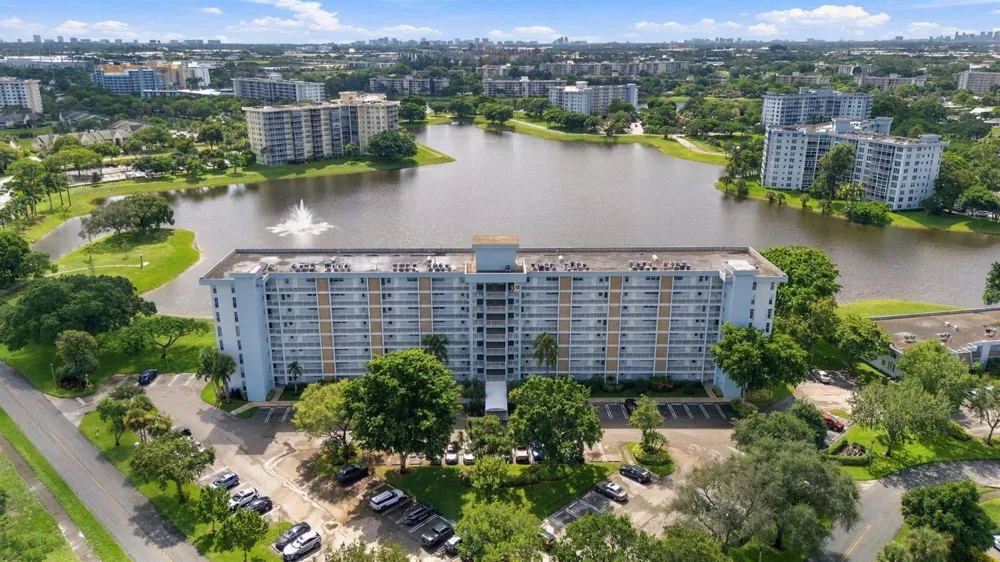 3091 COURSE DRIVE #106 Pompano Beach, FL 33069
