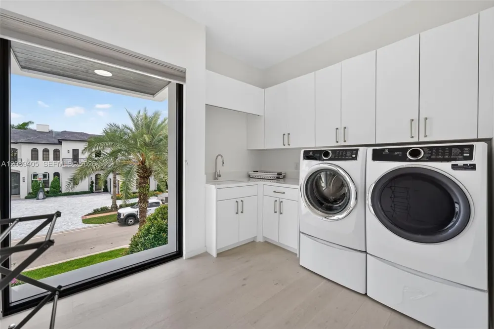 17531 Foxborough Ln Boca Raton, FL 33496