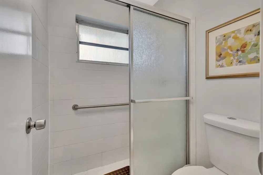 577 SW 24th Avenue Boynton Beach, FL 33435