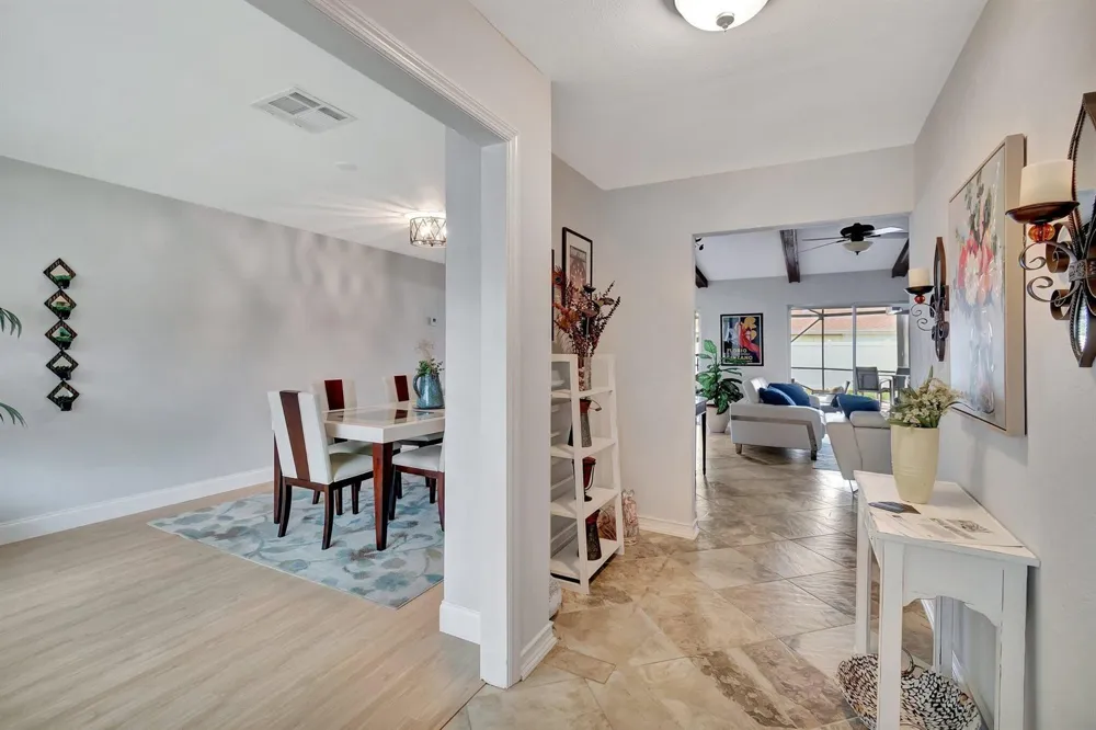 577 SW 24th Avenue Boynton Beach, FL 33435