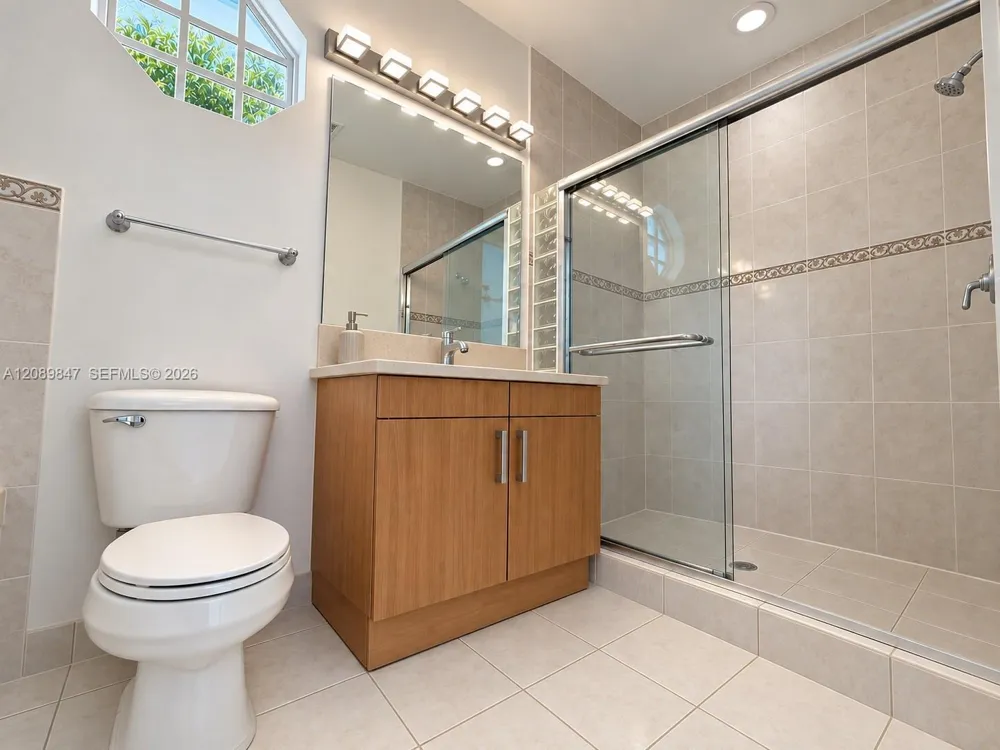 2312 NE 2nd St #2312 Pompano Beach, FL 33062