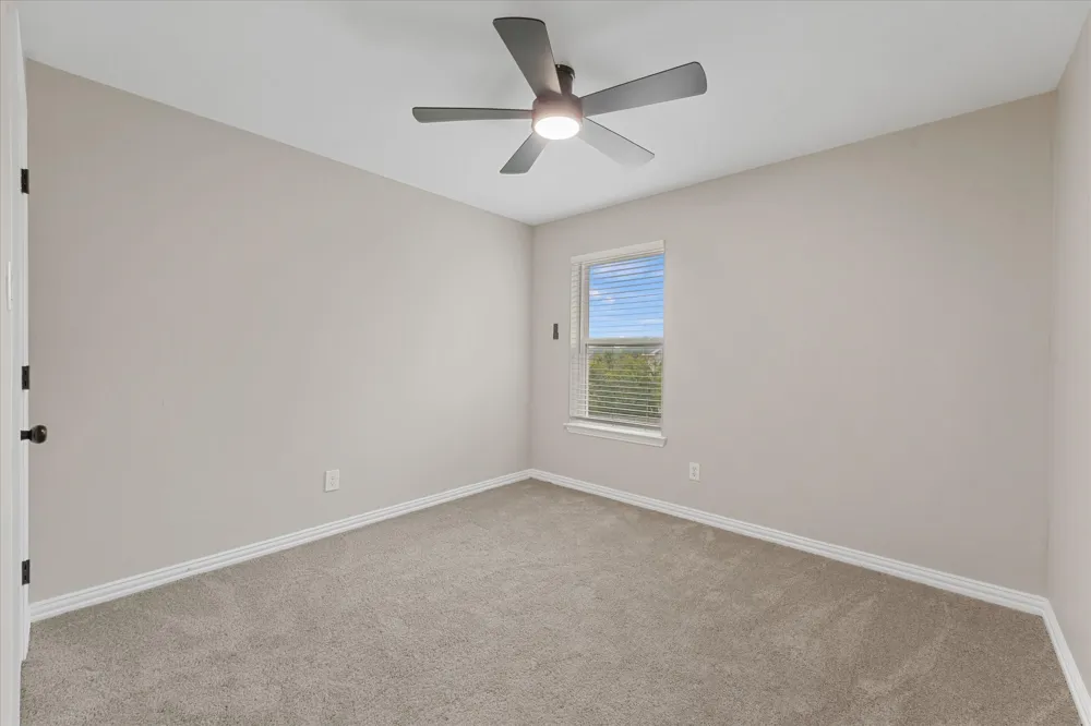 2831 Atrium Drive Grand Prairie, TX 75052