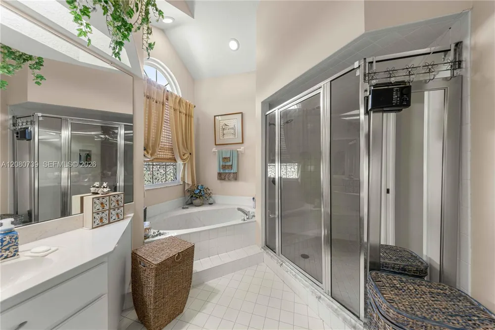8400 SW 52ND CT ocala, FL 34476