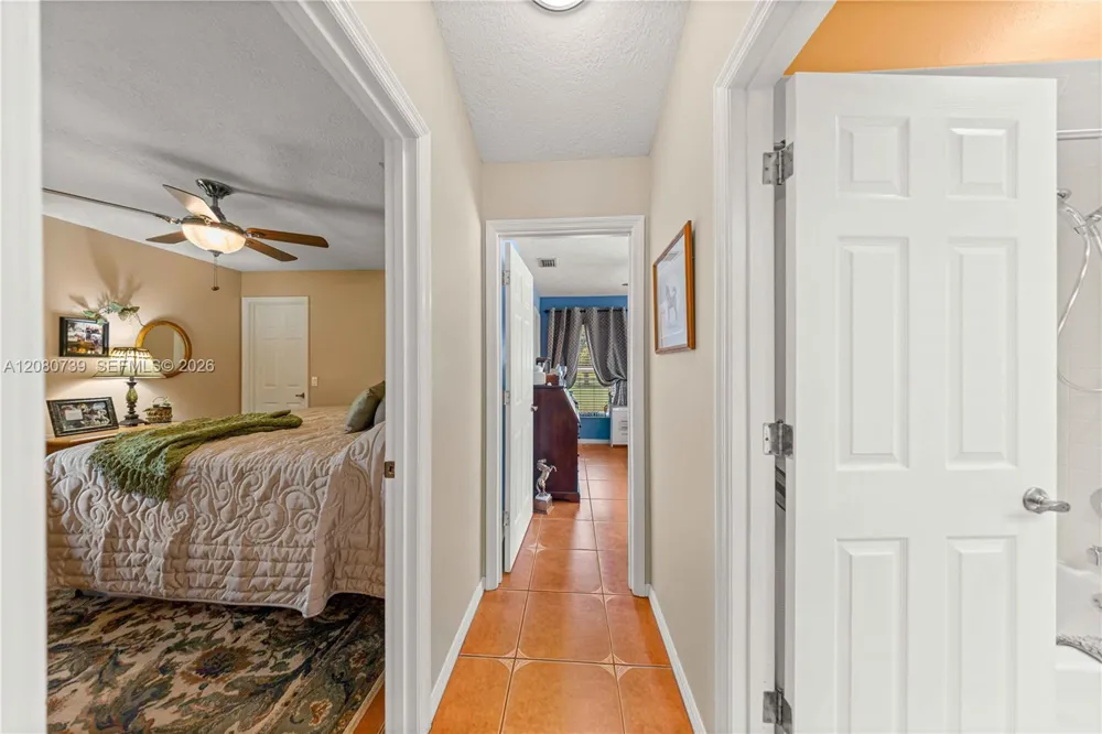 8400 SW 52ND CT ocala, FL 34476