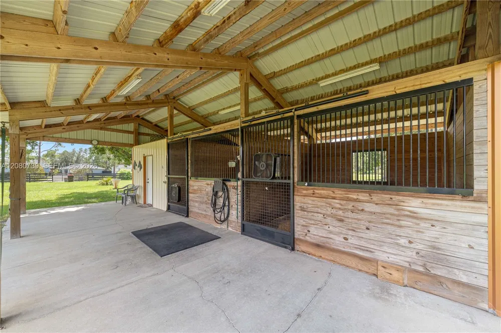 8400 SW 52ND CT ocala, FL 34476