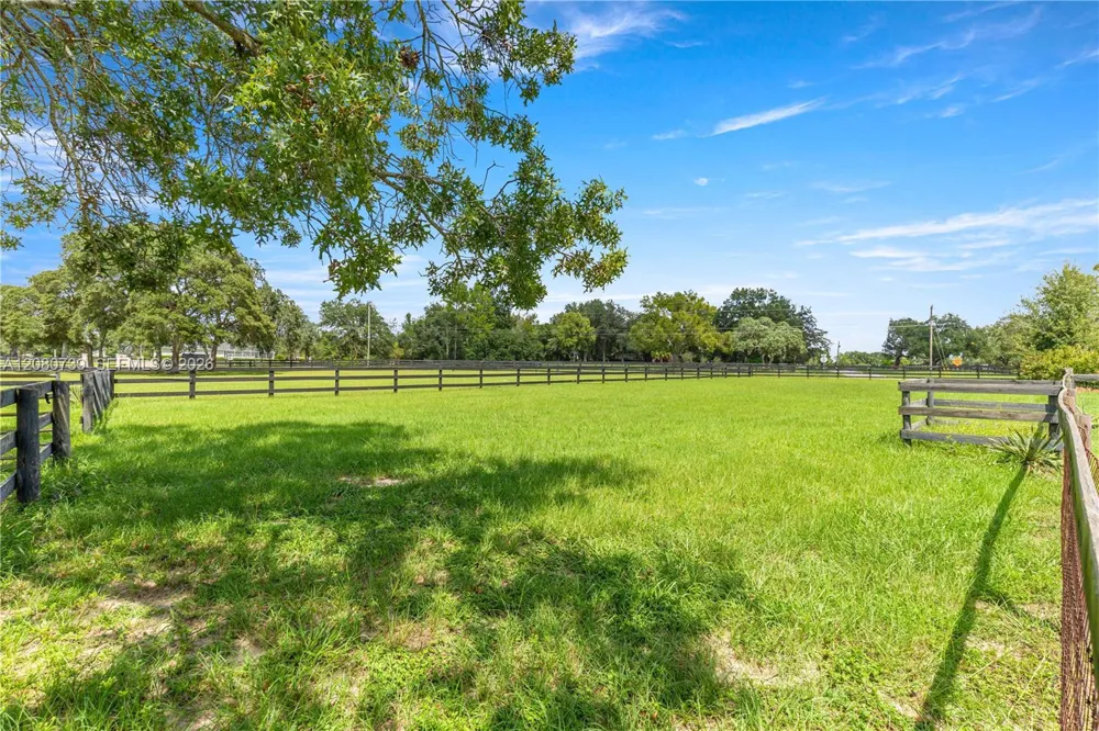 8400 SW 52ND CT ocala, FL 34476