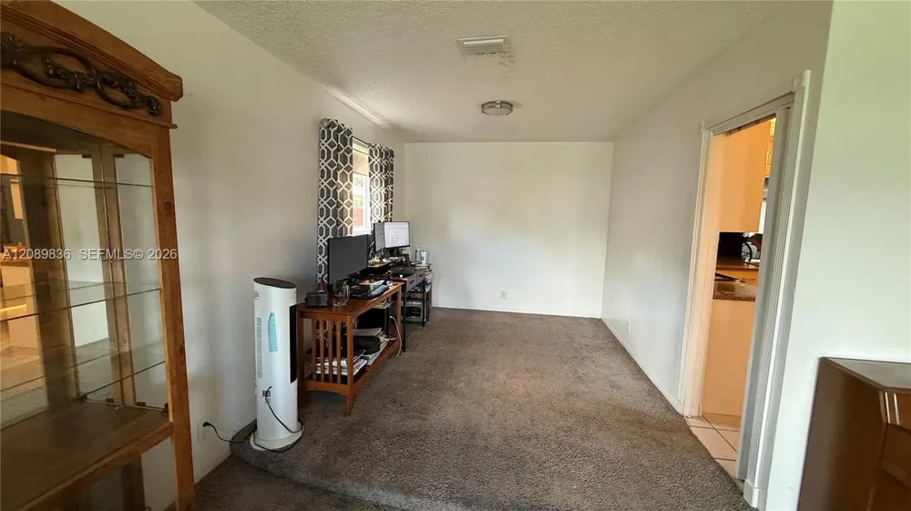 2211 54th Ave Hollywood, FL 33021