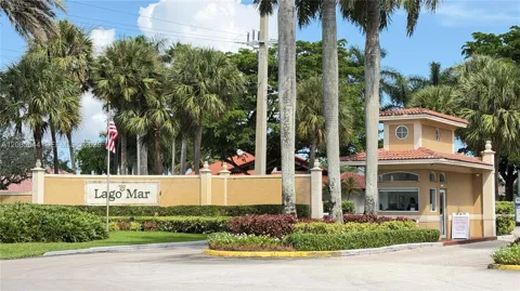 400 NW 127th Ave #16