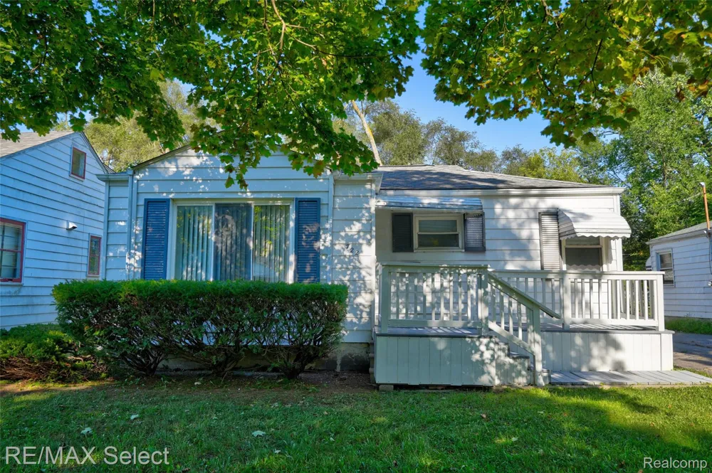 722 Hubbard Avenue Flint City, MI 48503
