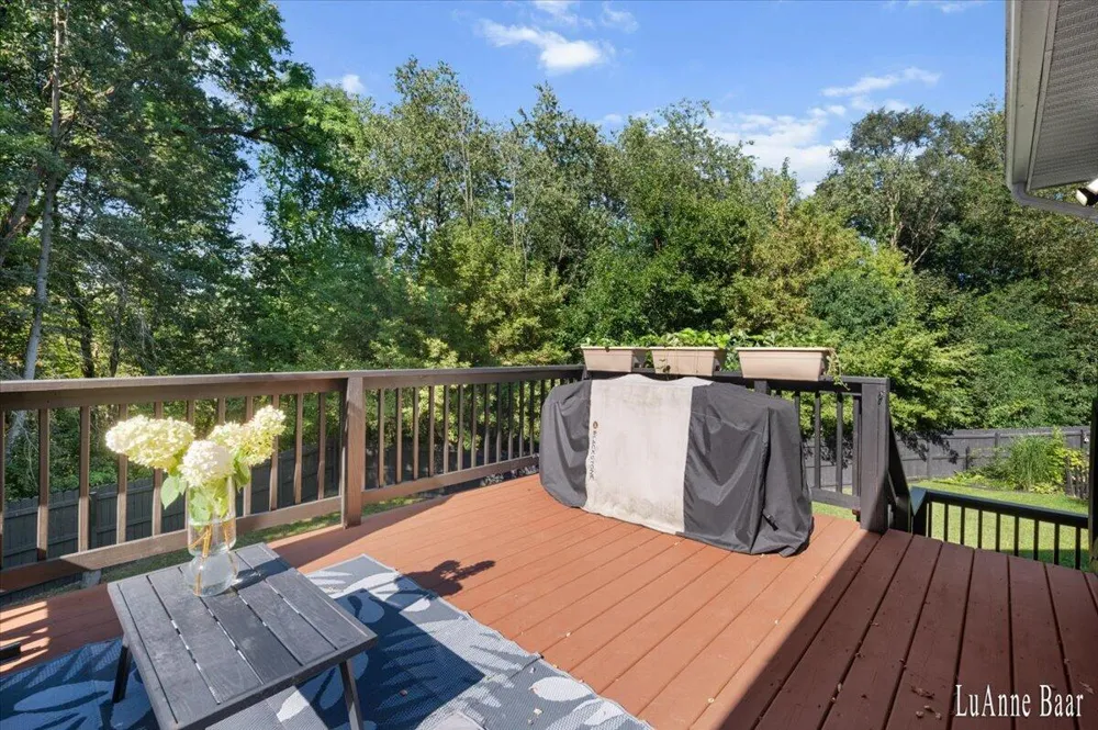 2939 5 Mile Road NE Plainfield Charter Township, MI 49525